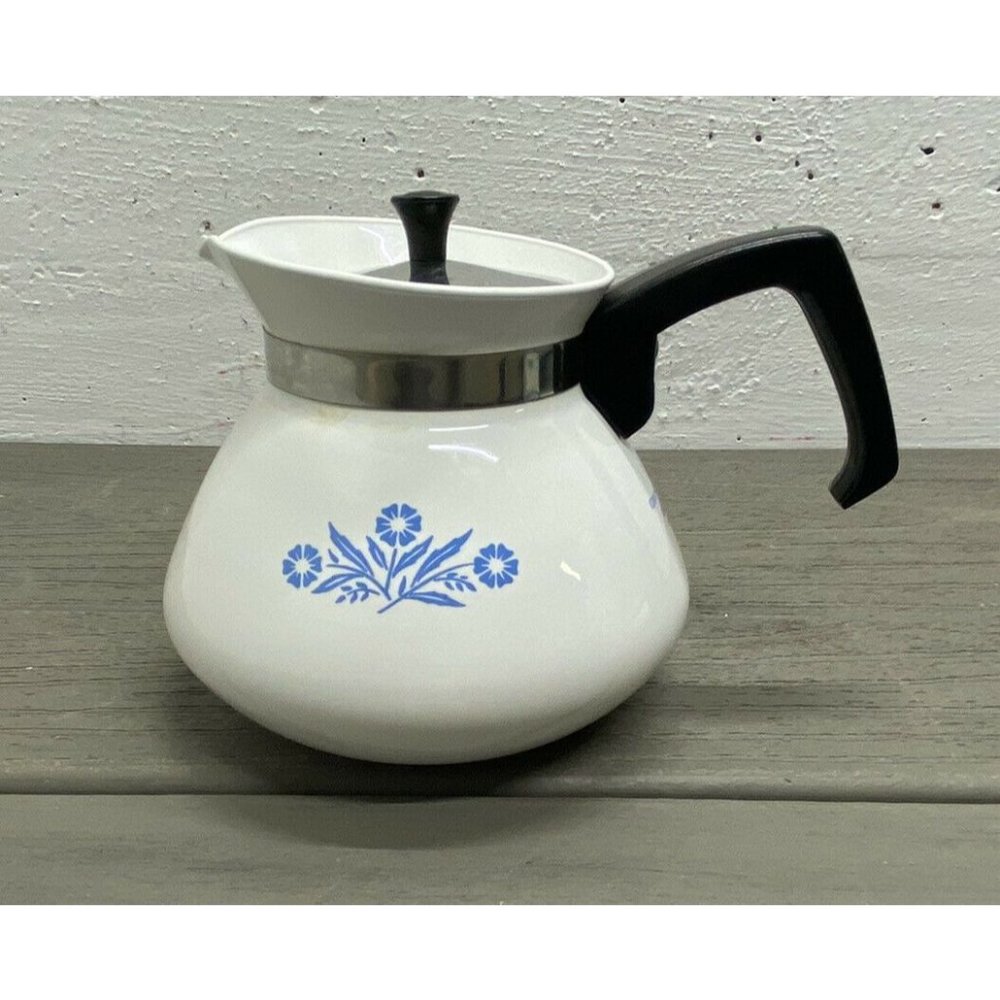 Vintage 6 Cup Corning Ware Kettle  Coffee Tea Pot Cornflower Blue Table Server